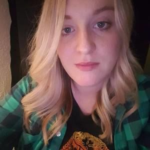 Meet your Posher, Alexandra